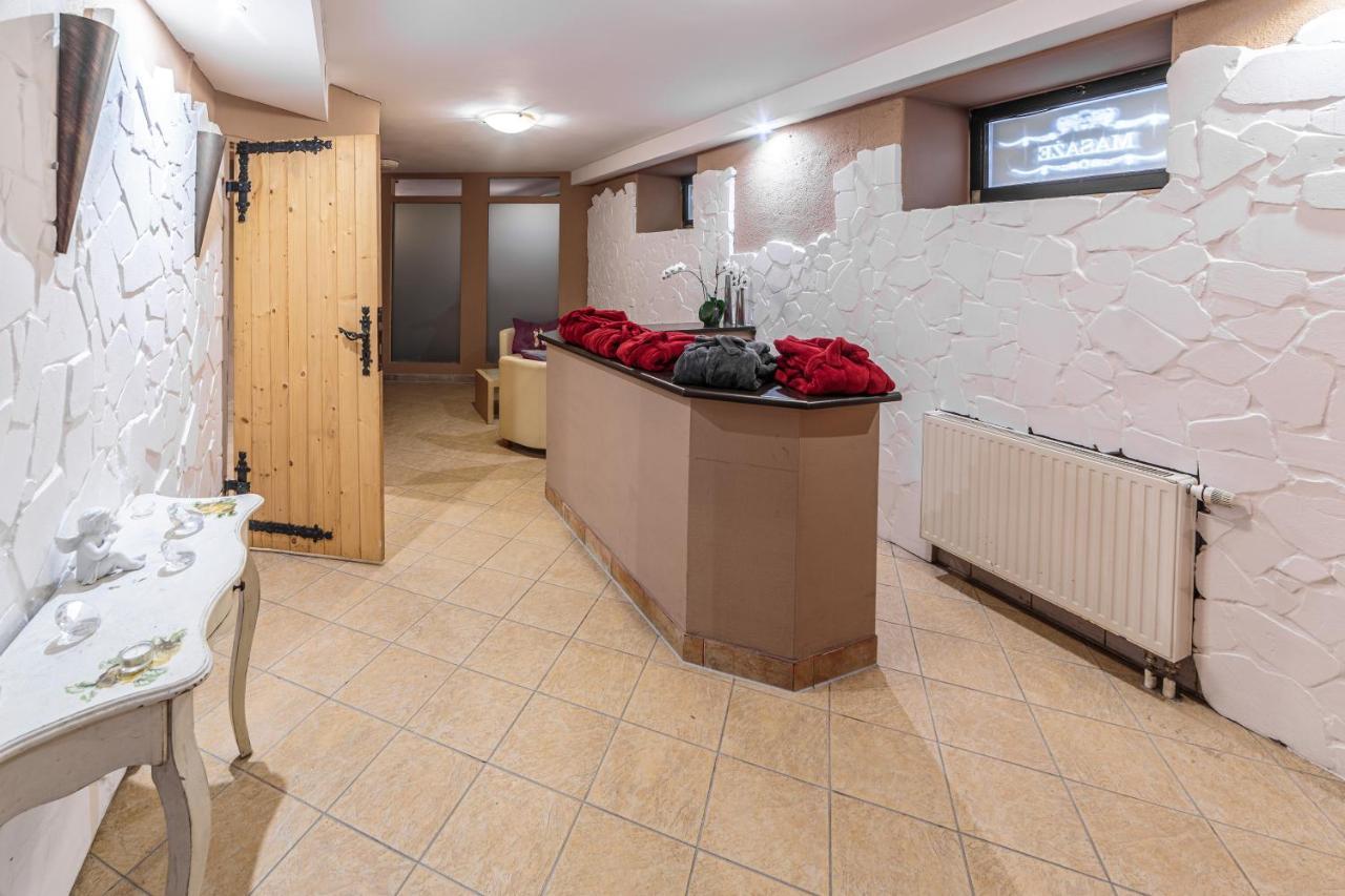 Hotel Fenix Jelenia Góra Exterior foto