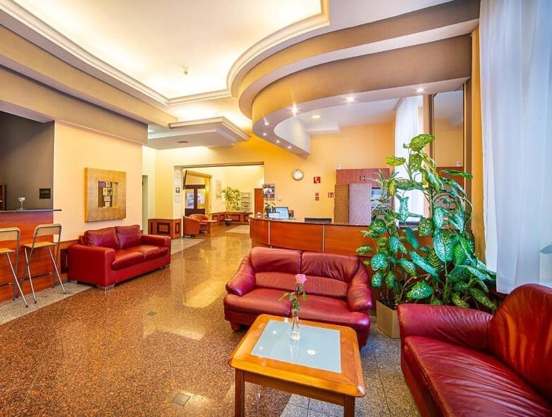 Hotel Fenix Jelenia Góra Exterior foto