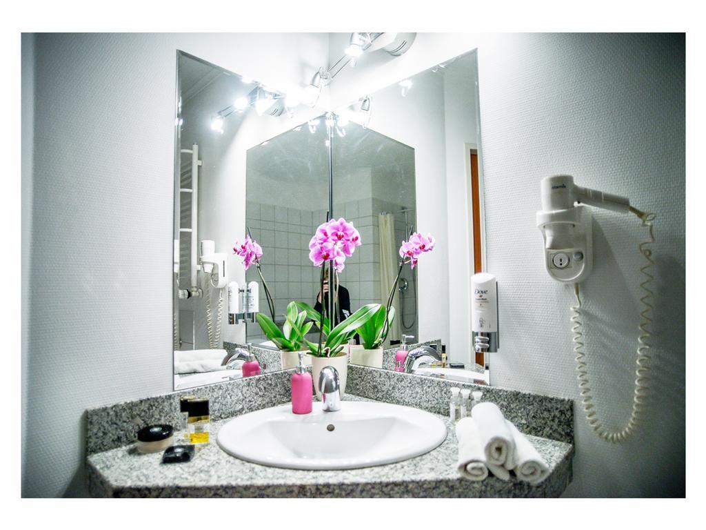 Hotel Fenix Jelenia Góra Zimmer foto